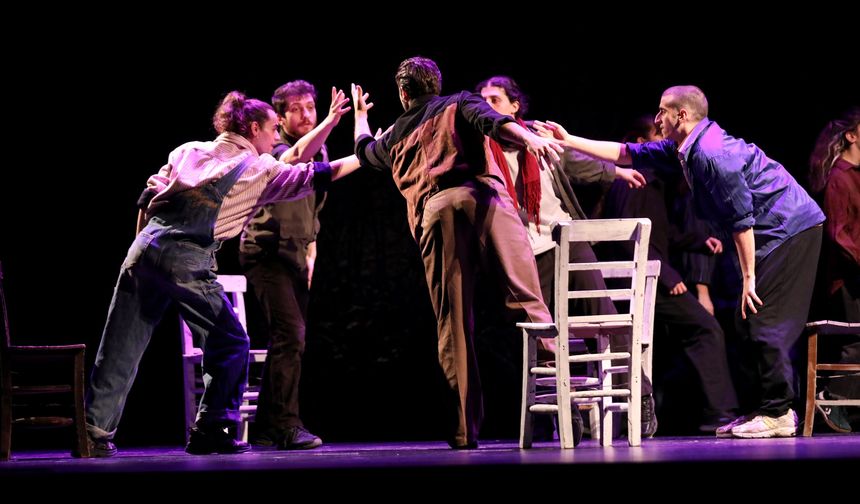 Tanpınar'ın dünyası "Üç Nefeslik Rüya" ile sahneye taşındı