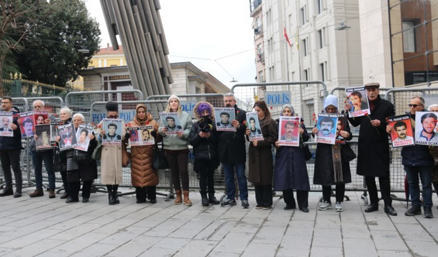 Cumartesi Anneleri 1092'nci haftada Cüneyt Aydınlar'ın akıbetini sordu