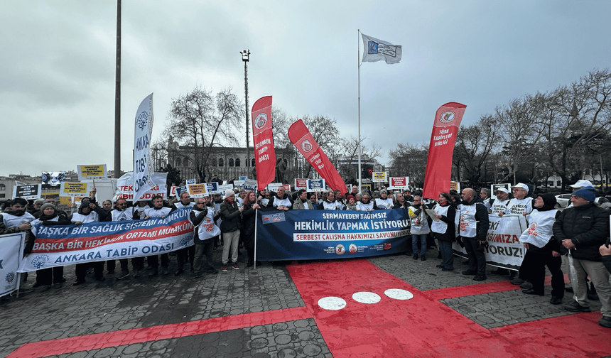 Hekimlerden yıllık harç ve sözleşme kısıtlamalarına tepki