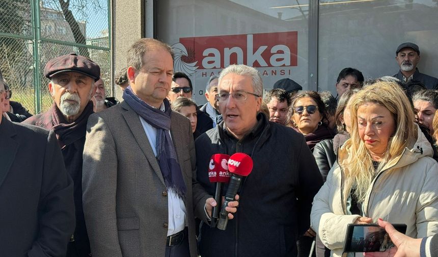 Gazeteci meslek örgütlerinden Kenan Şener'in gözaltına alınmasına tepki: Gazetecilik suç değildir