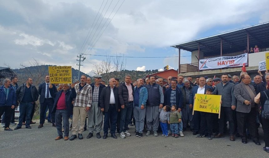 Tarsus’ta çimento fabrikası projesine tepki: Üzümümüzden vazgeçmeyeceğiz