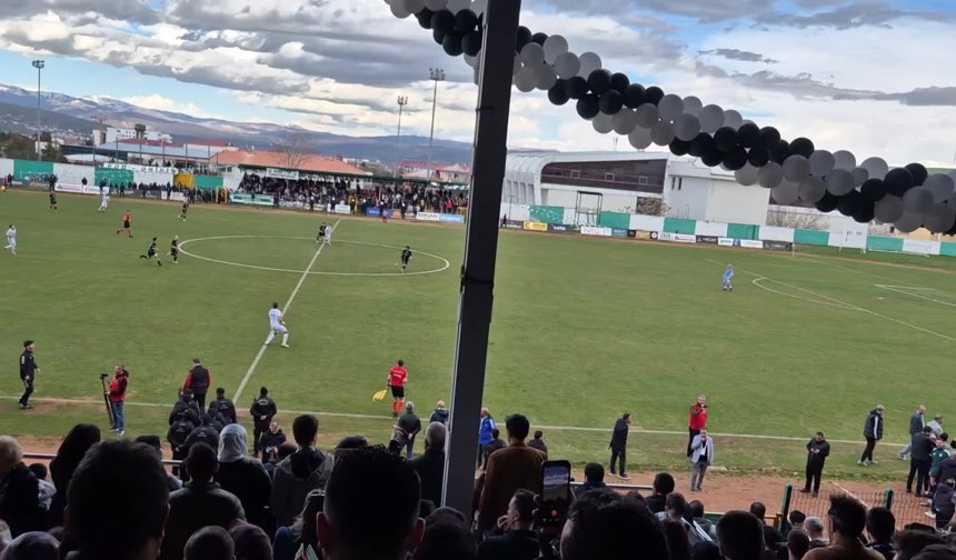 12 Bingölspor, 3. Lig'de şampiyonluğunu ilan ederek 2. Lig’e yükseldi