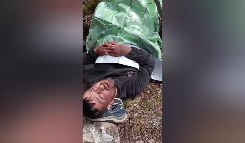 Artvin'de arazide mahsur kalan vatandaşlar askeri helikopterle kurtarıldı