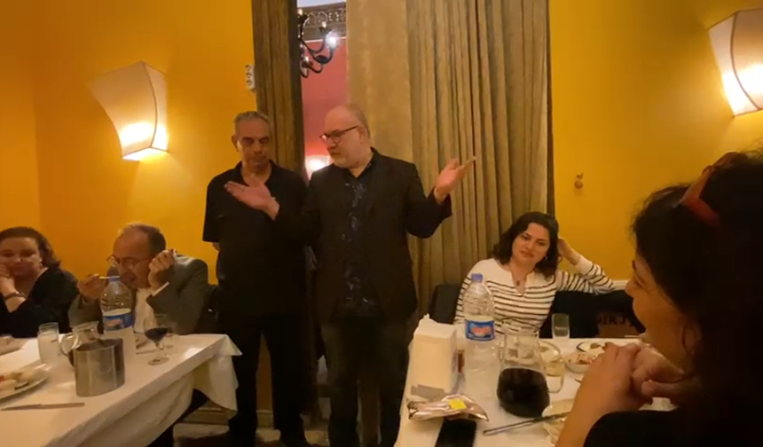 Mülkiyeliler, barış akademisyenlerinin dönüşünü kutladı