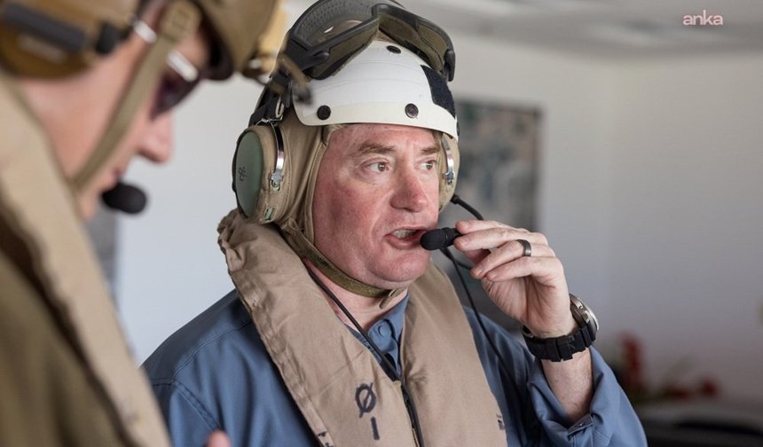 Pentagon’un Donanma Sekreteri Phelan görevden ayrıldı