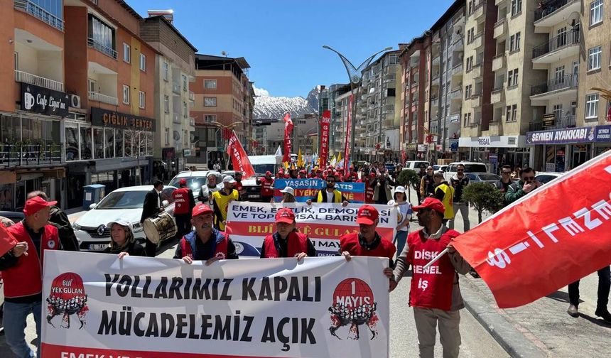 Hakkari'de 1 Mayıs kutlanıyor