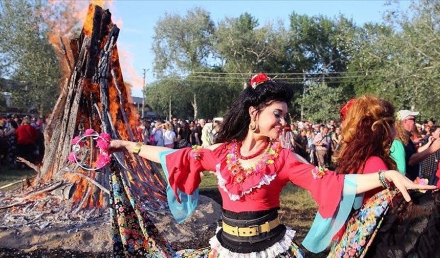 Edirne'de 'Kakava Ateşi' yandı