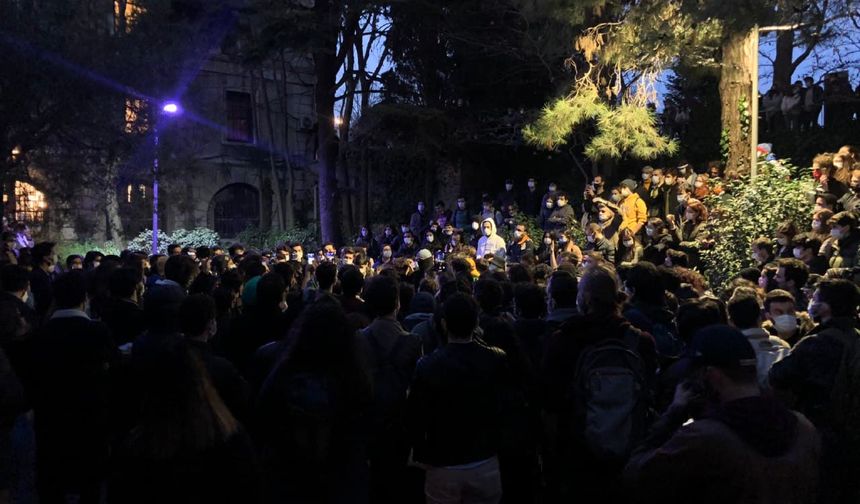 Boğaziçi University: raids, resignations, invitation to the Palace