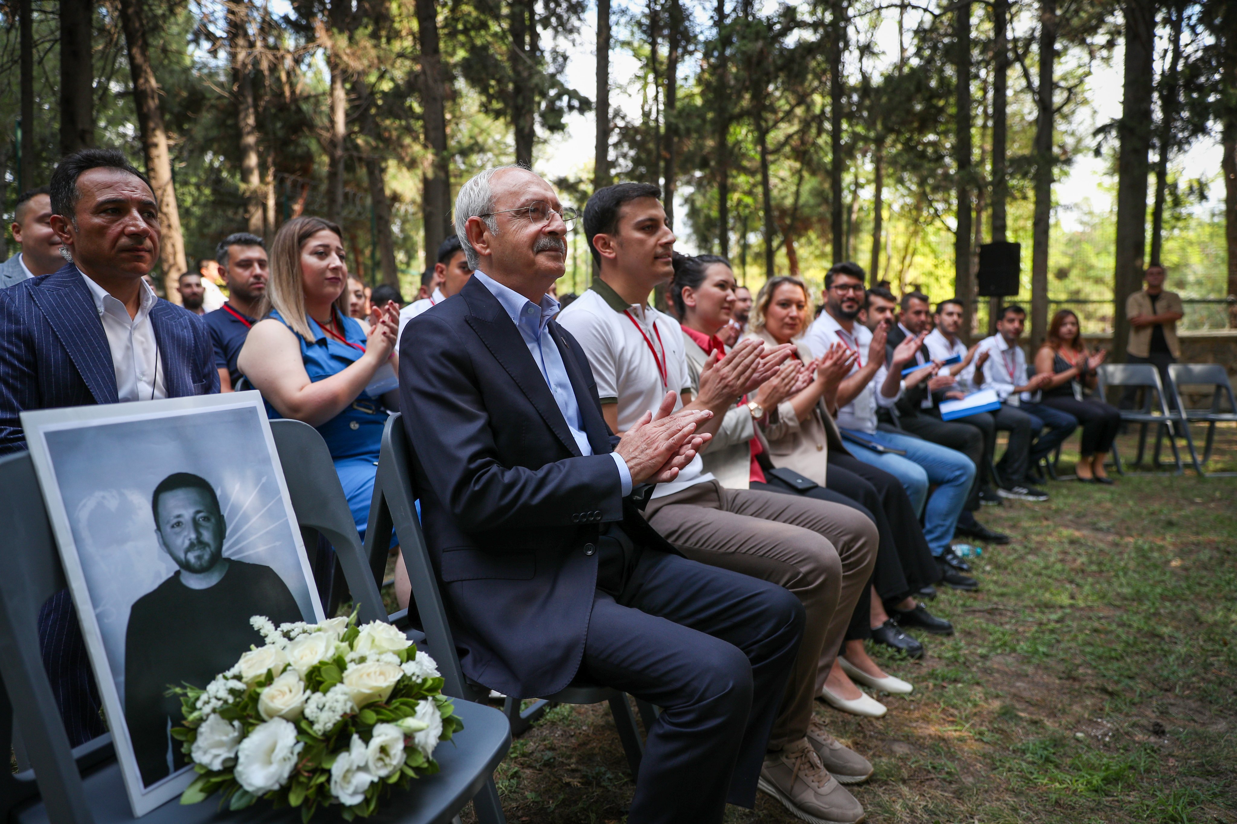 Kılıçdaroğlu'ndan gençlere: Çalınan hayalleri iade edeceğiz