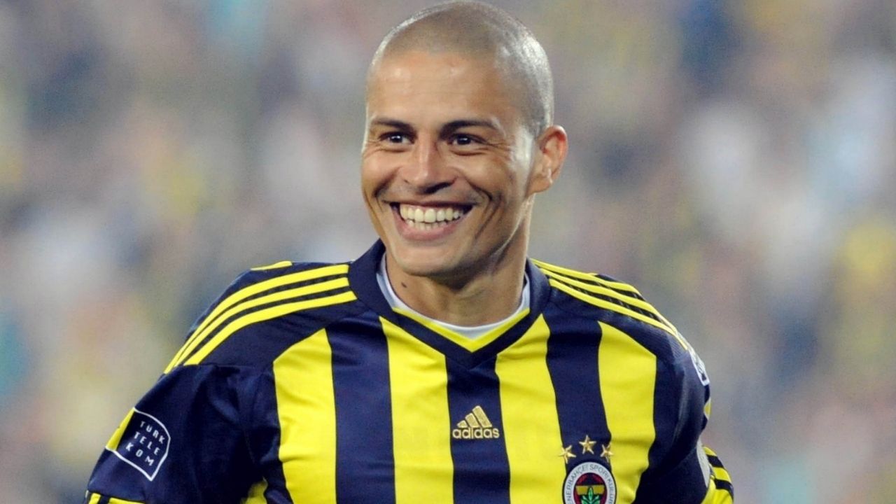 Де соуза. Alex de Souza. Alex. Aleks Fenerbahce. Allax.