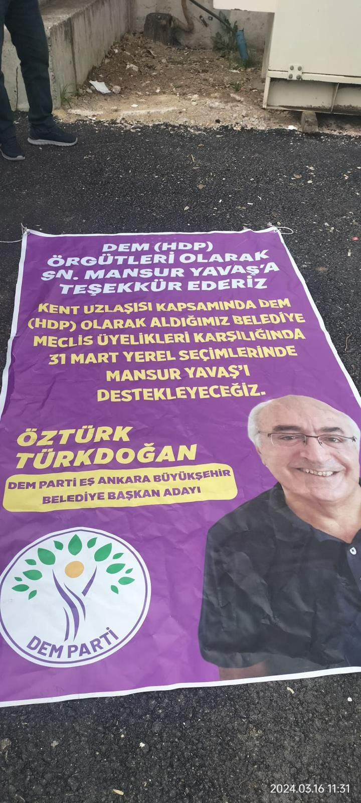 Ankara'da Sahte DEM Parti Afişi