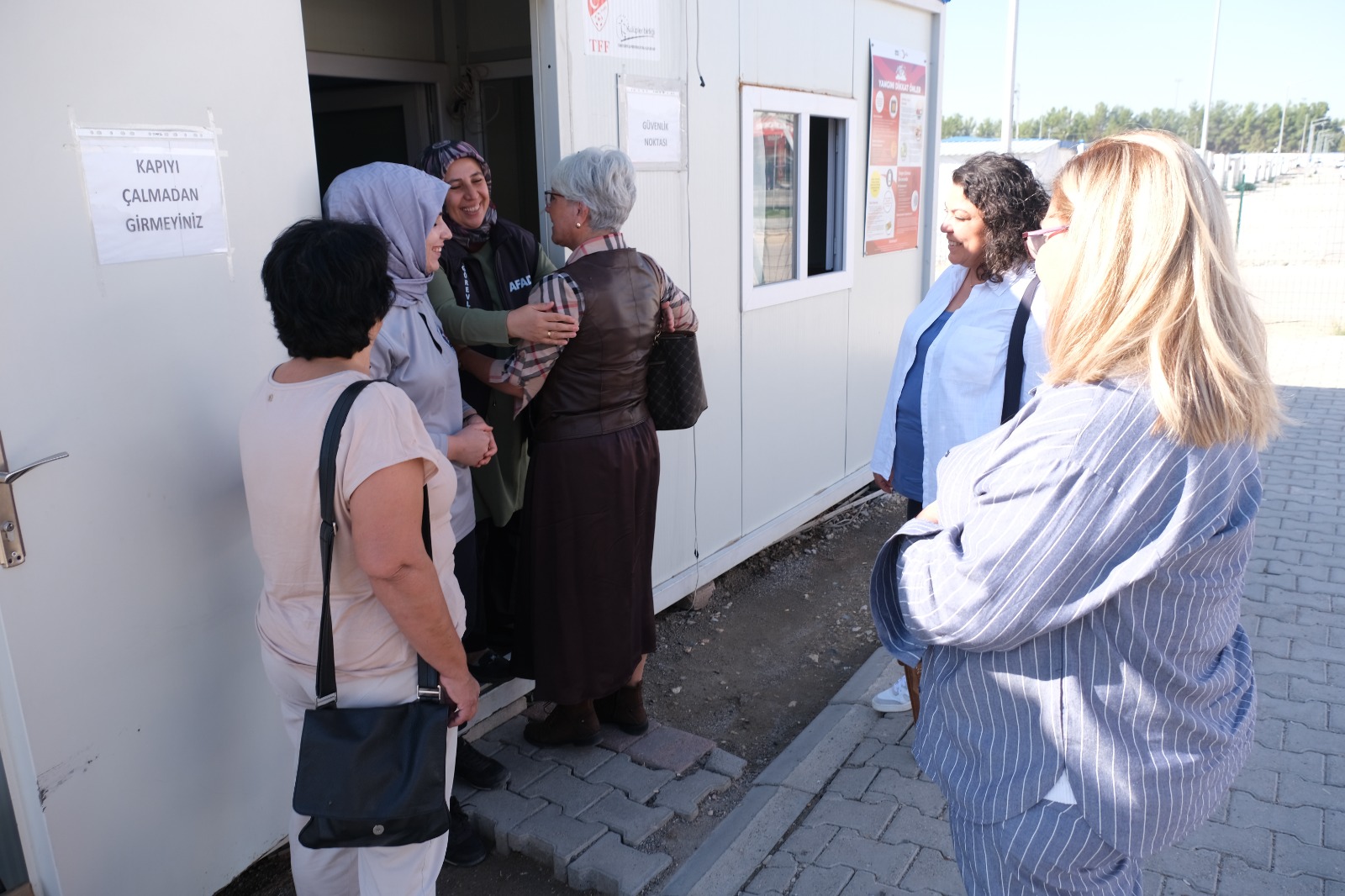 KİGDER’den Adıyaman’a depremzede kadınlar için destek ziyareti