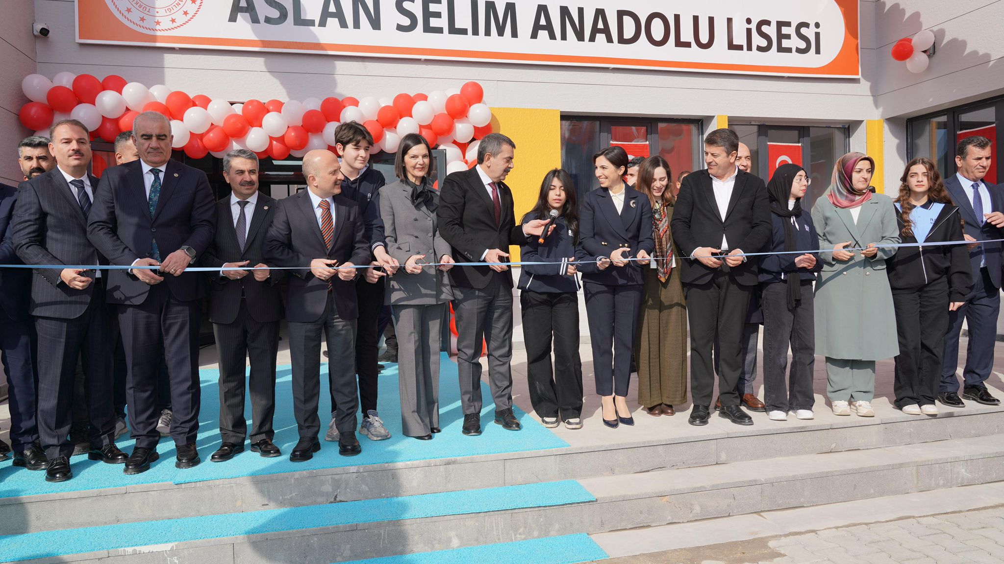 Aslan Selim Anadolu lisesi açıldı