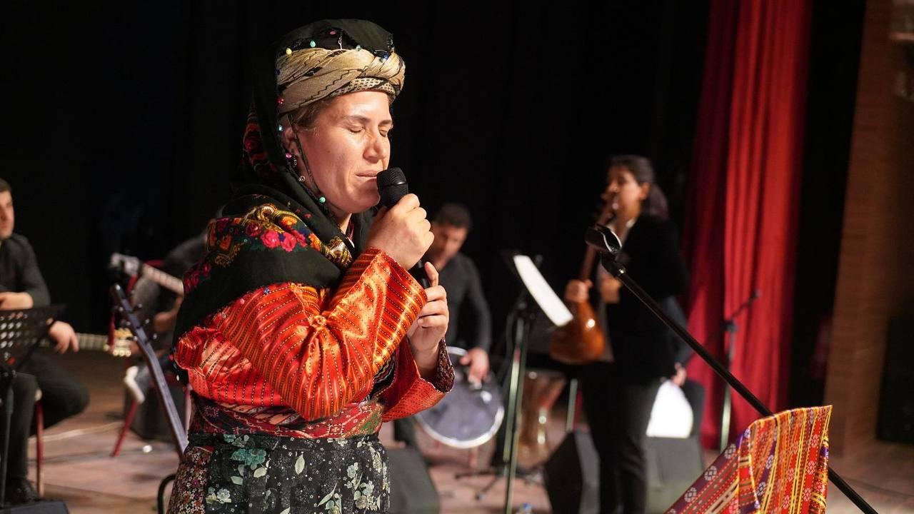 Huriye Ahuzar