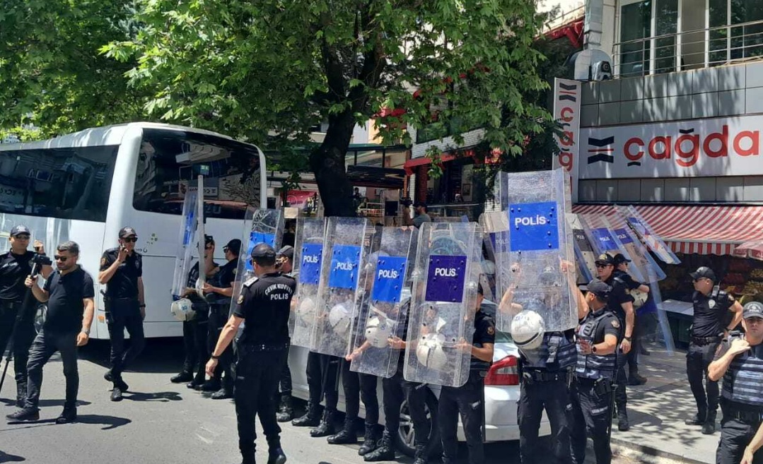 Özel Sektör Öğretmenler Sendikası Gözaltı