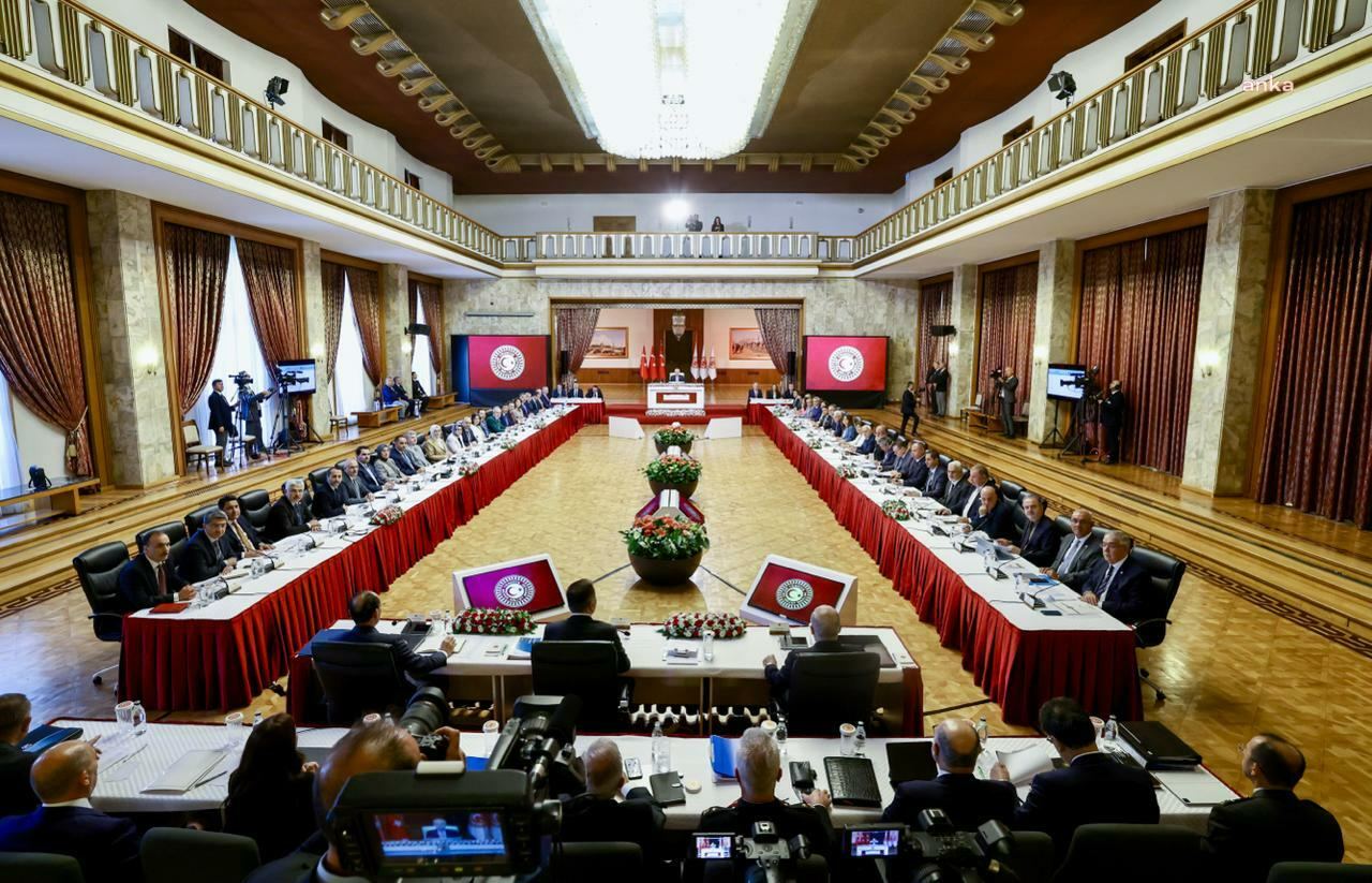 Kuruldan Genel Bir Fotoğraf