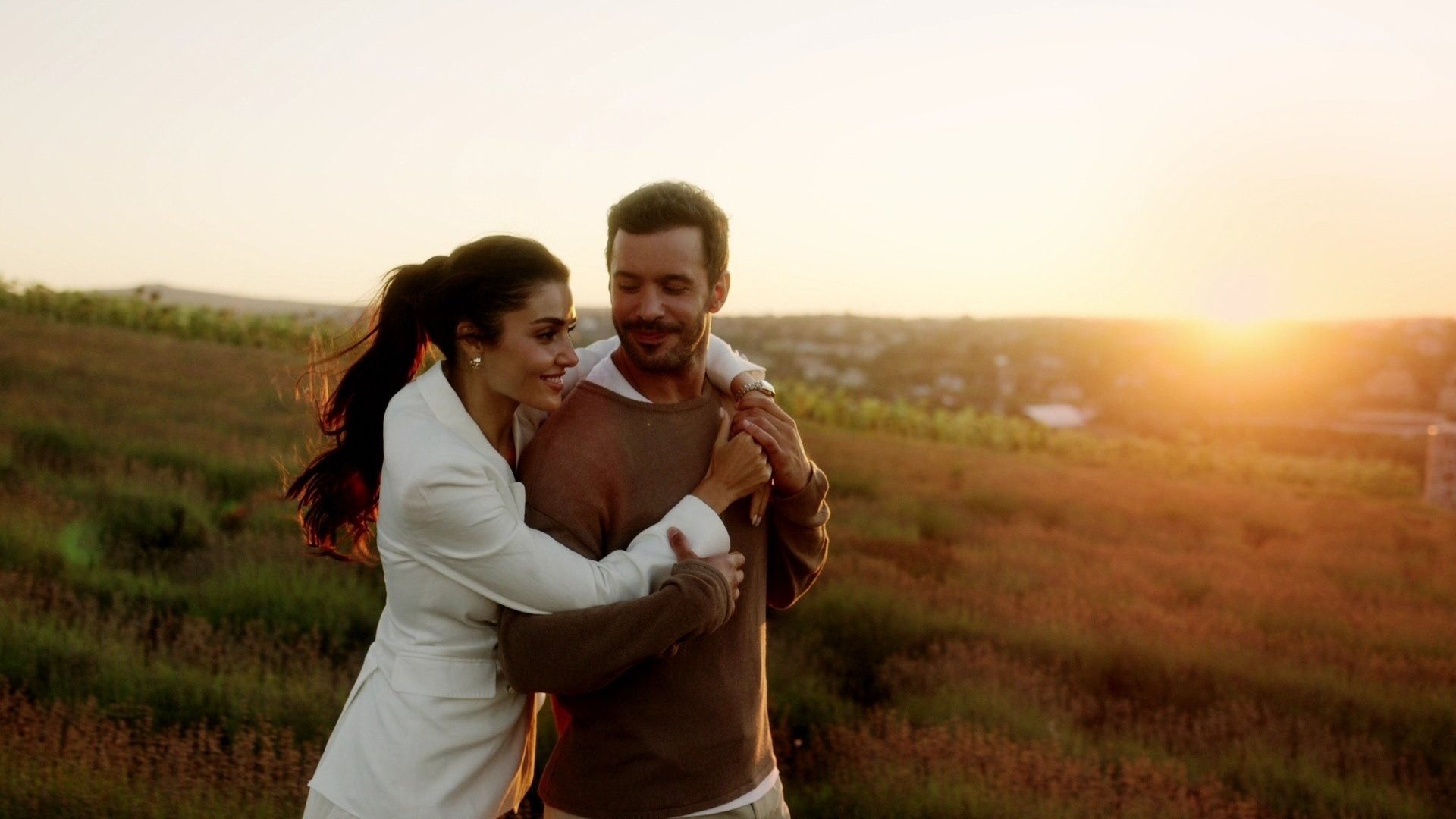 Aşk Ve Gözyaşı Dizisi Oyuncuları 3