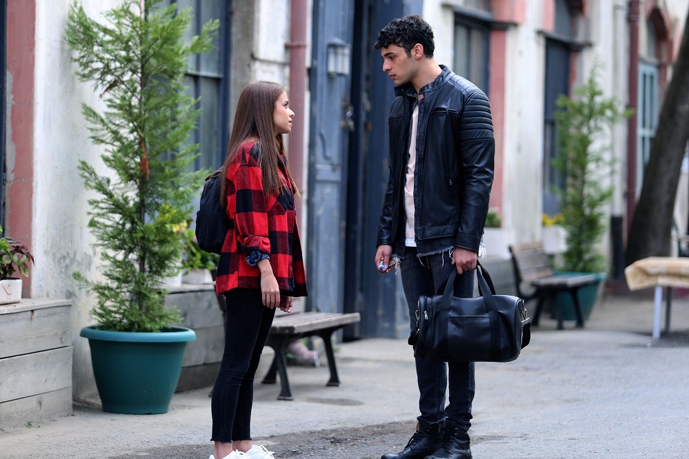 Halit Özgür Sarı Sevgilileri 6