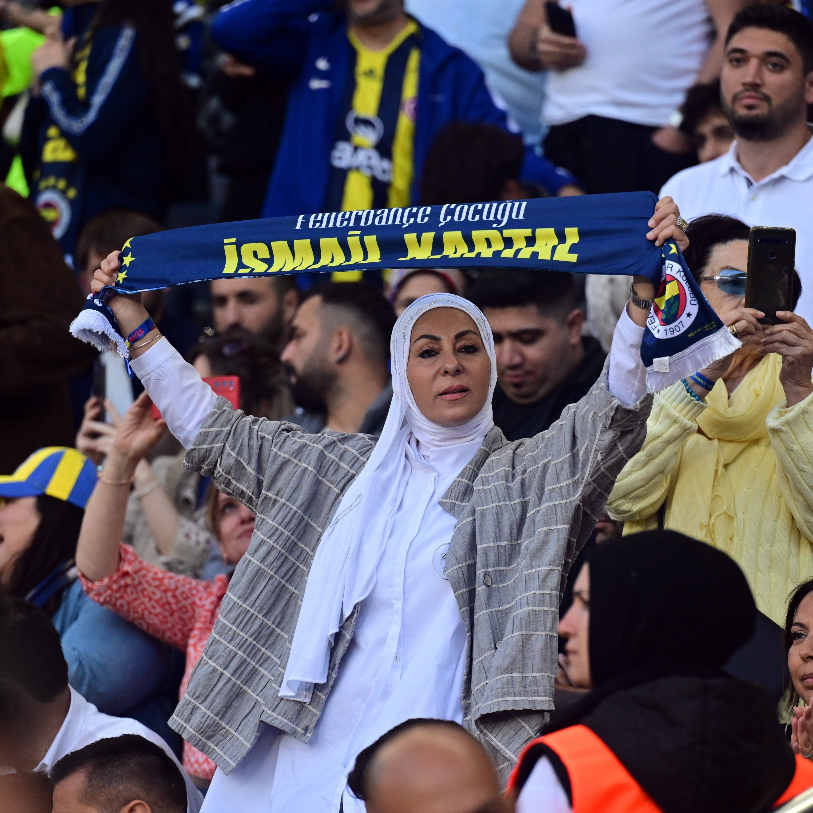 Ismail Kartal Eşi 3