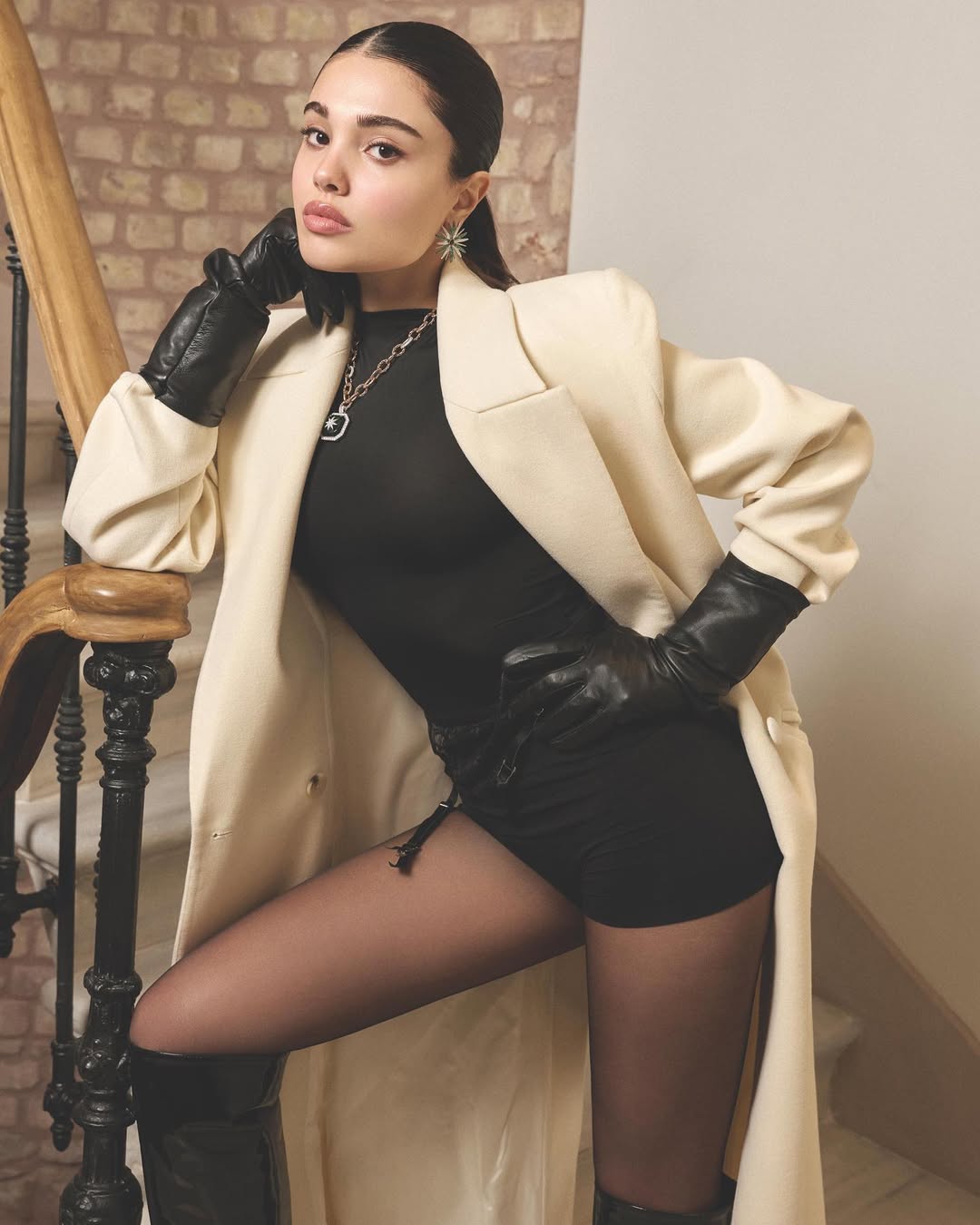 Lizge Cömert Kaç Yaşında 6