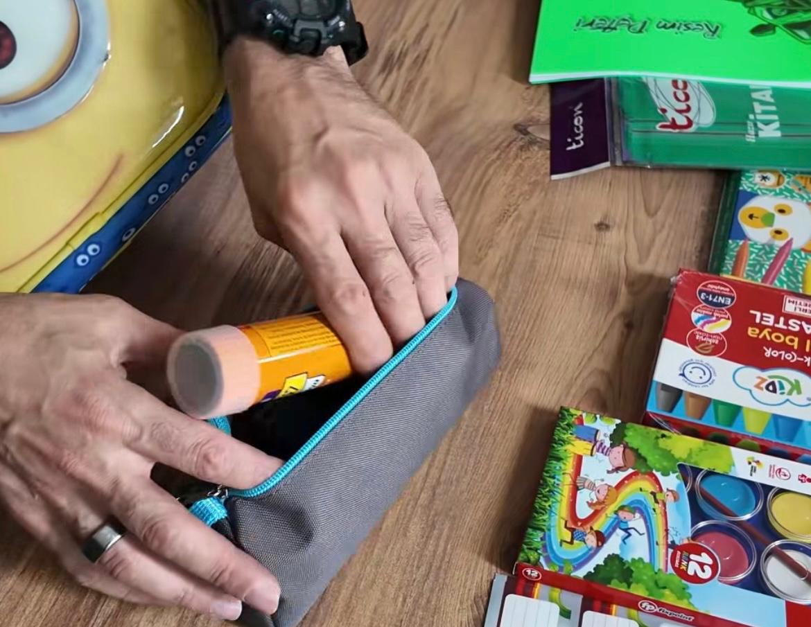 Yusufeli Belediyesi’nden kırtasiye ve çanta desteği