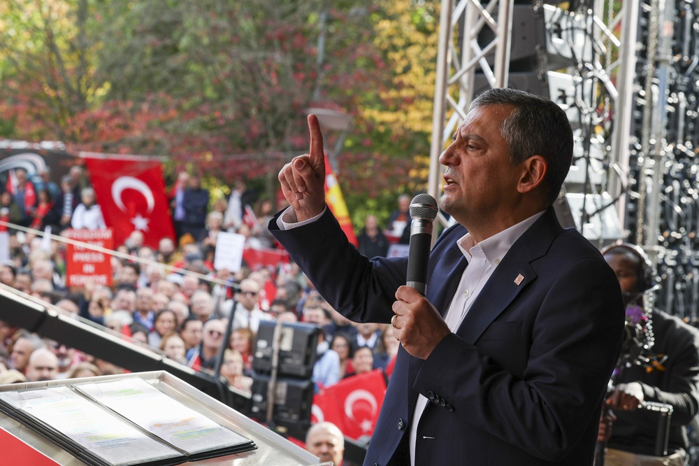 Chp, Brüksel'de 61'Inci Mitingini Gerçekleştirdi