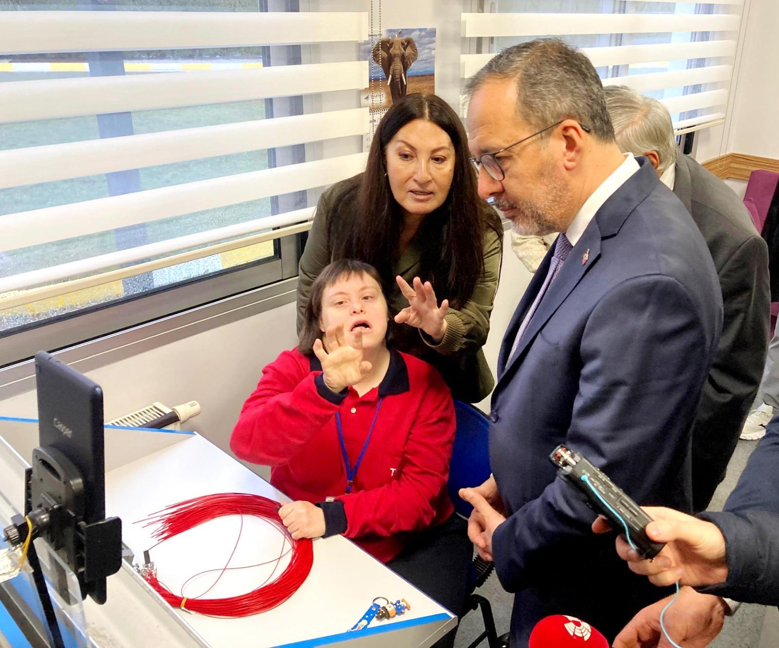 Zeki̇ Yaşam Merkezi