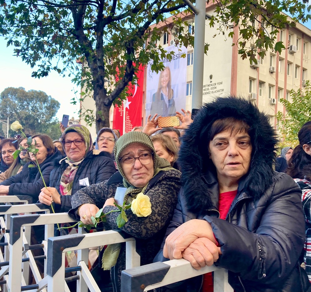 Manisalılar Gülşah Durbay'ı Göz Yaşlarıyla Uğurladı