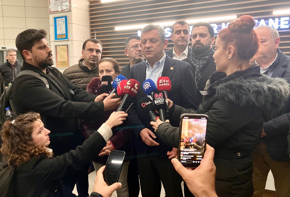 Özgür Özel'den Gülşah Durbay’ın Ailesinei Ziyaret Etti