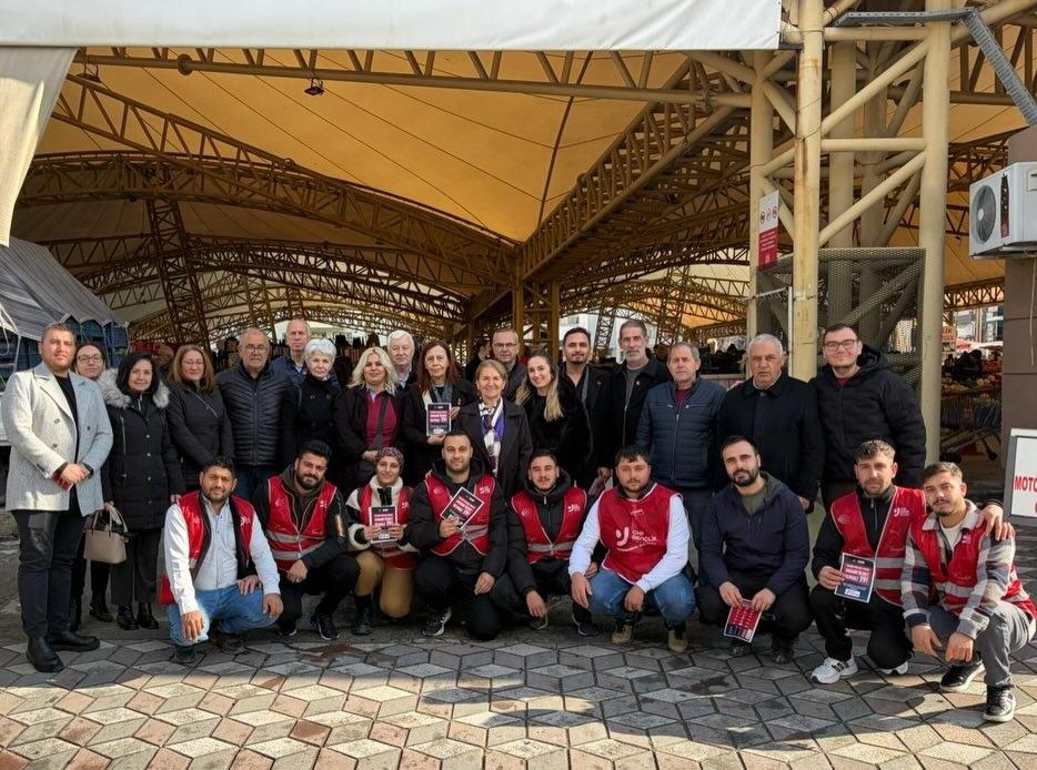 Chp Manisa Örgütleri 17 Ilçede Eş Zamanlı Sahaya Indi